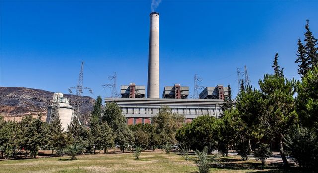 Kemerköy Termik Santrali'nde elektrik üretimine başlandı