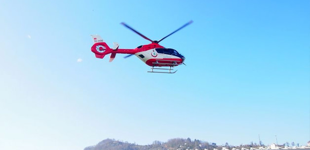 Gece görüşlü ambulans helikopter uçuşa hazır