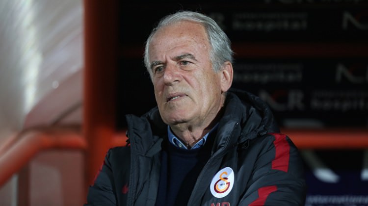 Mustafa Denizli'den flaş açıklama!