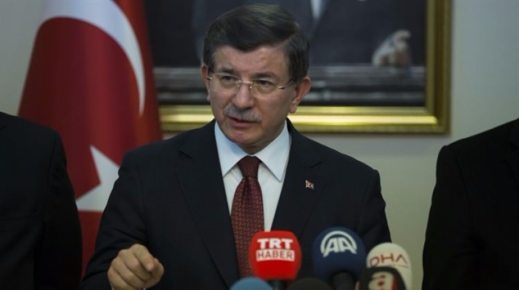 Davutoğlu'ndan Pakistan saldırısına lanet