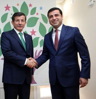 Davutoğlu tam da Demirtaş'ın dediği gibi döndü