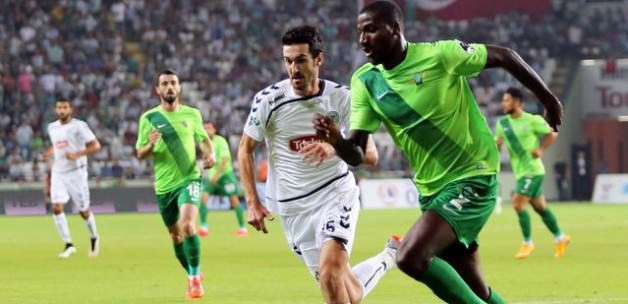 Konyaspor evinde Akhisar ile yenişemedi