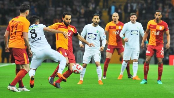 Galatasaray'a Kendi Evinde Büyük Şok!