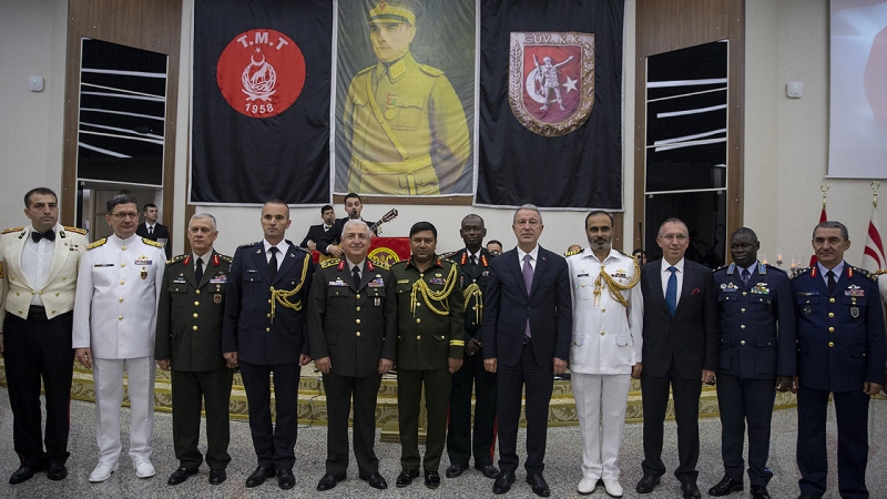 Türkiye'nin garantörlüğünü hafifletmeye çalışmak beyhude bir gayrettir