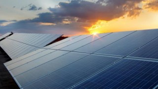 Enerji santrallerinde 'hibrit' düzenlemesi güneş sektörünü hareketlendirecek