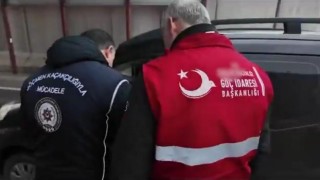 31 göçmen kaçakçısı ve 981 düzensiz göçmen yakalandı