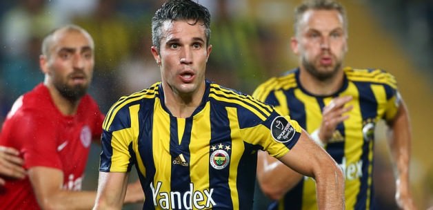 Van Persie, Eyüp Sultan'da kurban kestirdi!