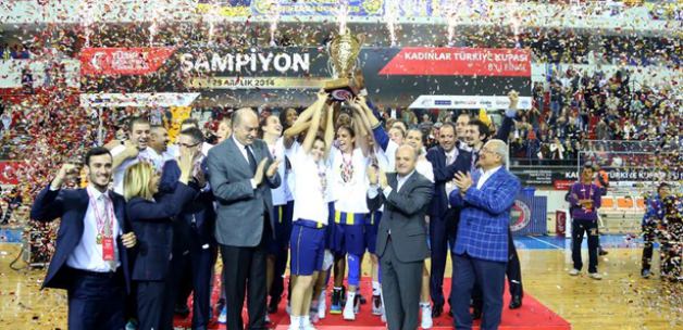 Kupada şampiyona Fenerbahçe