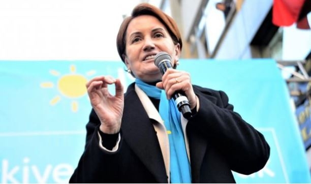 Akşener'in İstifa Oyunu