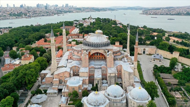 Dünden bugüne Ayasofya