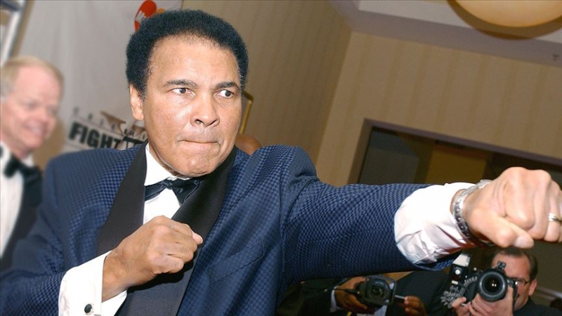 Irkçılık ve ayrımcılıkla mücadeleyle geçen bir hayat: Muhammed Ali