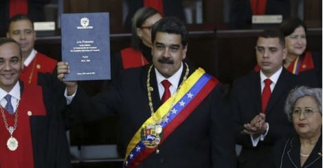 Maduro Yemin Töreninde, Böyle selamladı: Selamünaleyküm