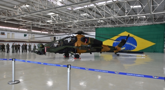 T129 Atak helikopteri Brezilya’daki ilk uçuş gösterisini yaptı